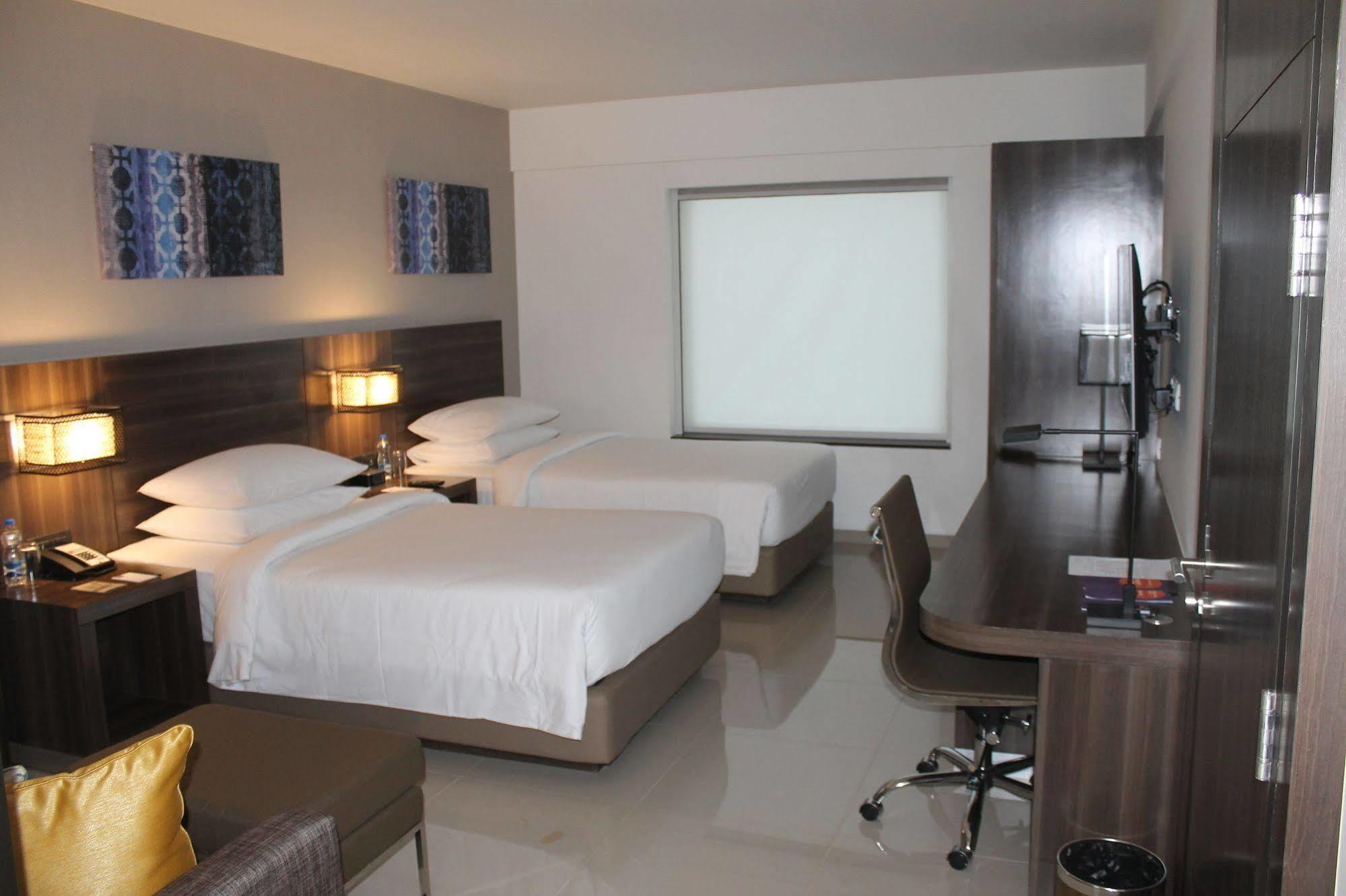Hotel The Residency Towers, Rameswaram Extérieur photo